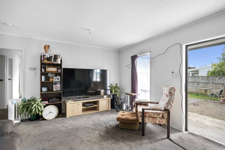 Photo of property in 16a Tarbet Street, Flaxmere, Hastings, 4120