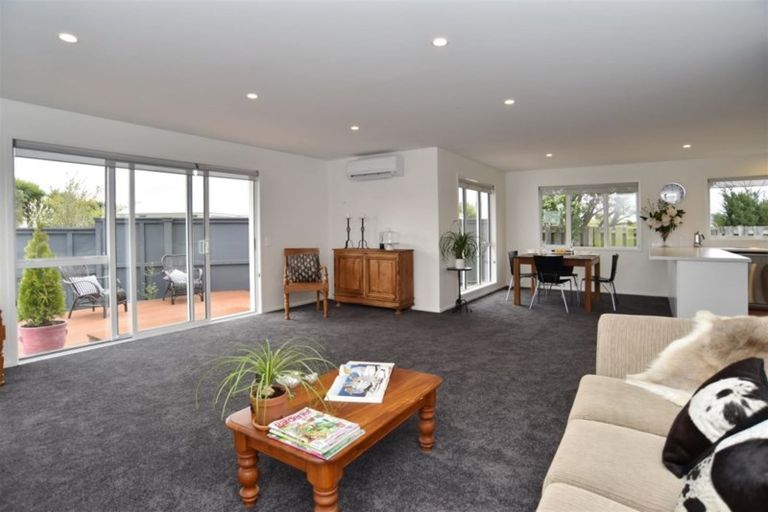 Photo of property in 84 Akaroa Street, Kaiapoi, 7630