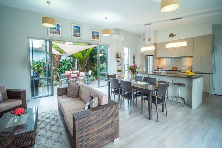 Photo of property in 13 Kedge Drive, Mangawhai, 0505