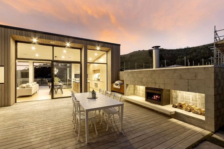 Photo of property in 92d Governors Bay Road, Cass Bay, Lyttelton, 8971