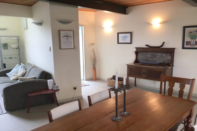 Photo of property in 2/145 Victoria Road, Devonport, Auckland, 0624