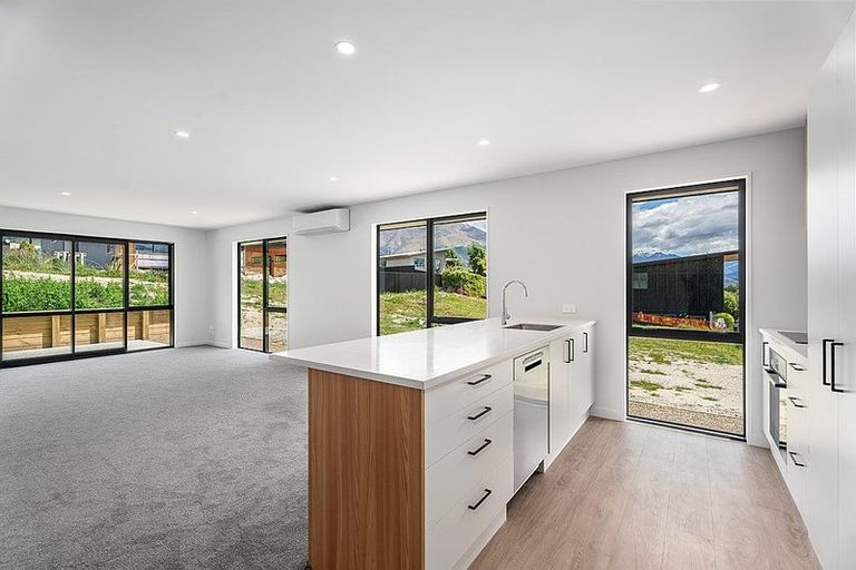 Photo of property in 201 Aubrey Road, Wanaka, 9305