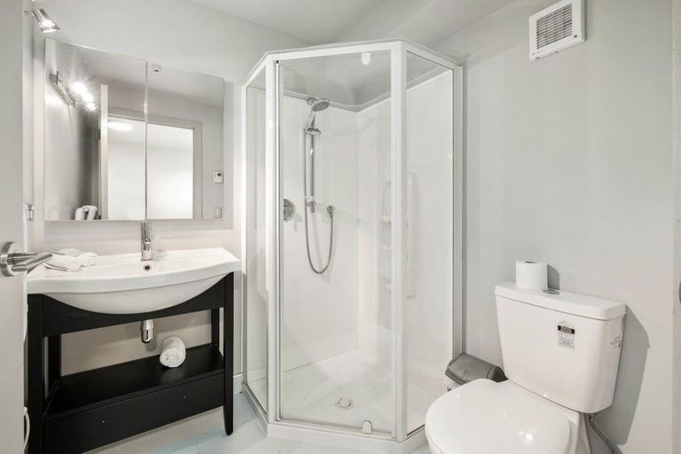 Photo of property in Breakfree Alpine Village, 17/643 Frankton Road, Queenstown, 9300