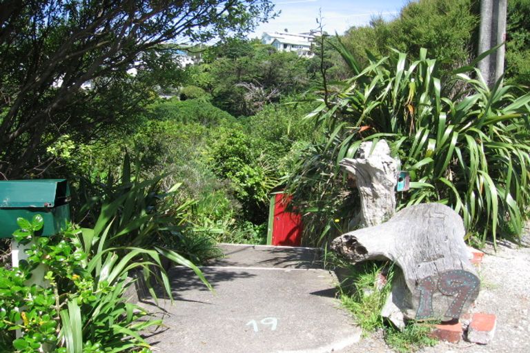 Photo of property in 19 Highbury Road, Highbury, Wellington, 6012