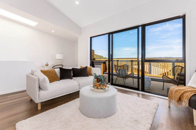 Photo of property in 5 Stockden Place, Karori, Wellington, 6012