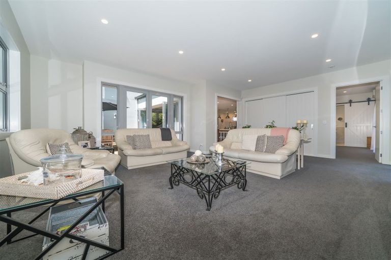 Photo of property in 180a Victoria Avenue, Hokowhitu, Palmerston North, 4410