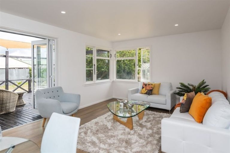 Photo of property in 7 Winnipeg Place, Wainoni, Christchurch, 8061