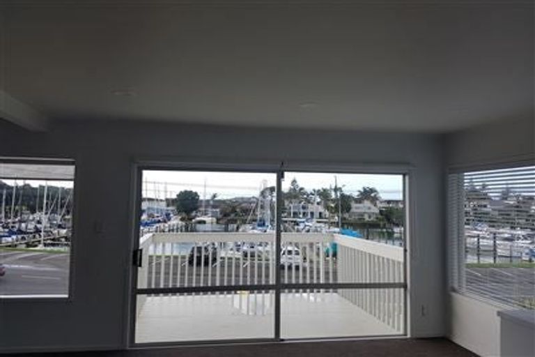 Photo of property in 2/12 Inga Road, Milford, Auckland, 0620