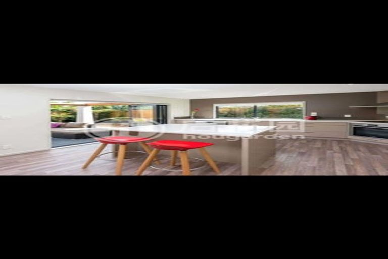 Photo of property in 25 Erne Crescent, East Tamaki, Auckland, 2016