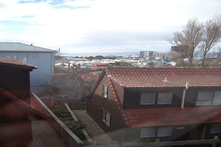 Photo of property in 1/199 Grant Road, Thorndon, Wellington, 6011