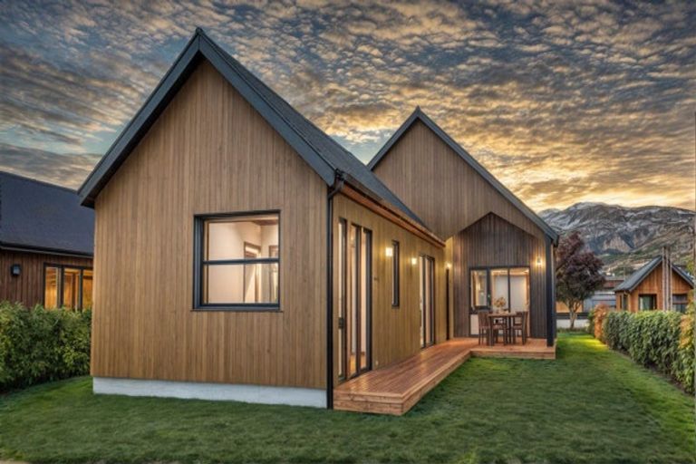 Photo of property in 113 Wooing Tree Avenue, Cromwell, 9310