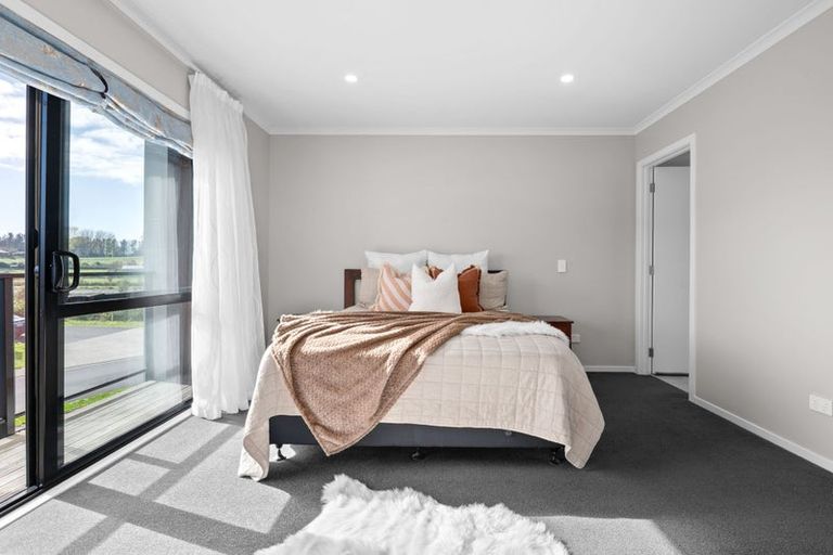 Photo of property in 17 Anna Jean Crescent, Flagstaff, Hamilton, 3210