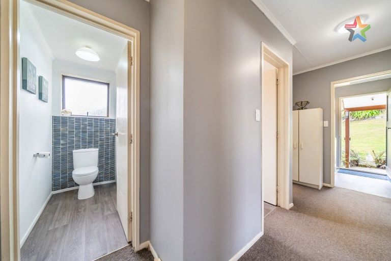 Photo of property in 10 Whitechapel Grove, Stokes Valley, Lower Hutt, 5019
