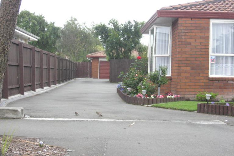 Photo of property in 2/10 Leslie Street, Upper Riccarton, Christchurch, 8041