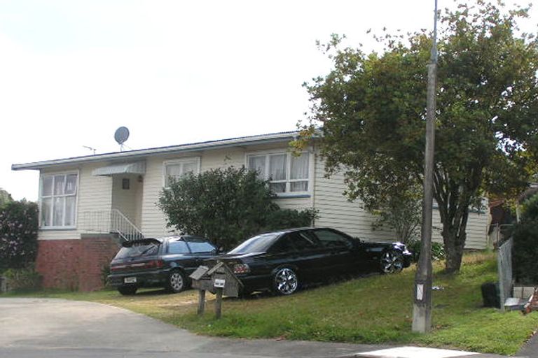 Photo of property in 2/104 Bond Crescent, Forrest Hill, Auckland, 0620