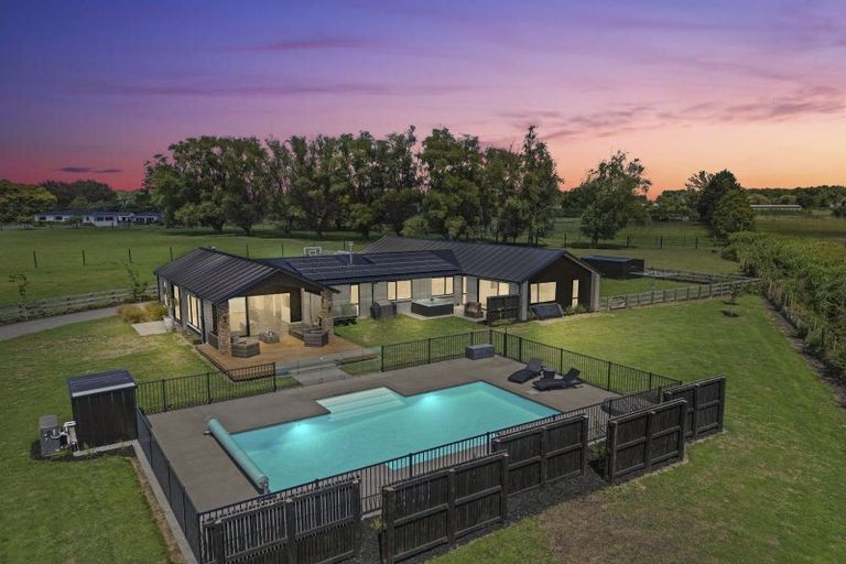 Photo of property in 91 Aspin Road, Cambridge, 3496