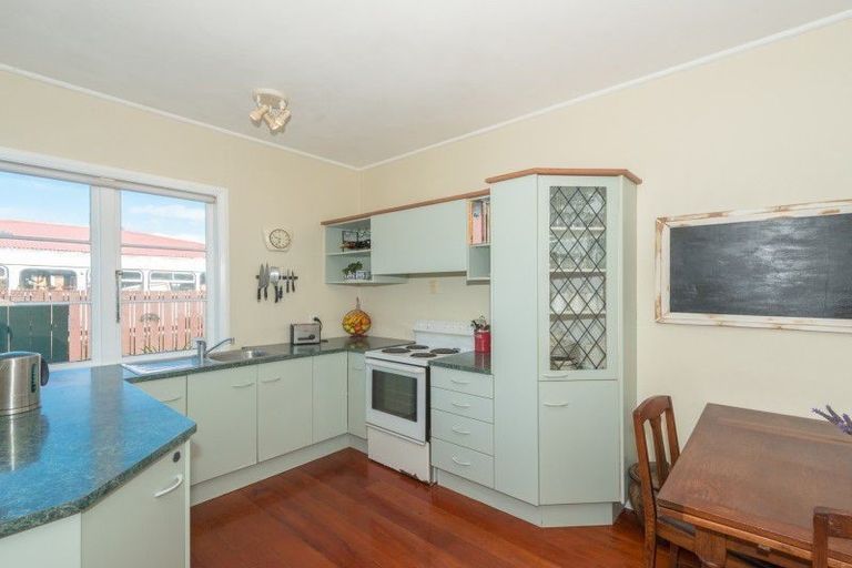 Photo of property in 99 Rimu Street, Maeroa, Hamilton, 3200