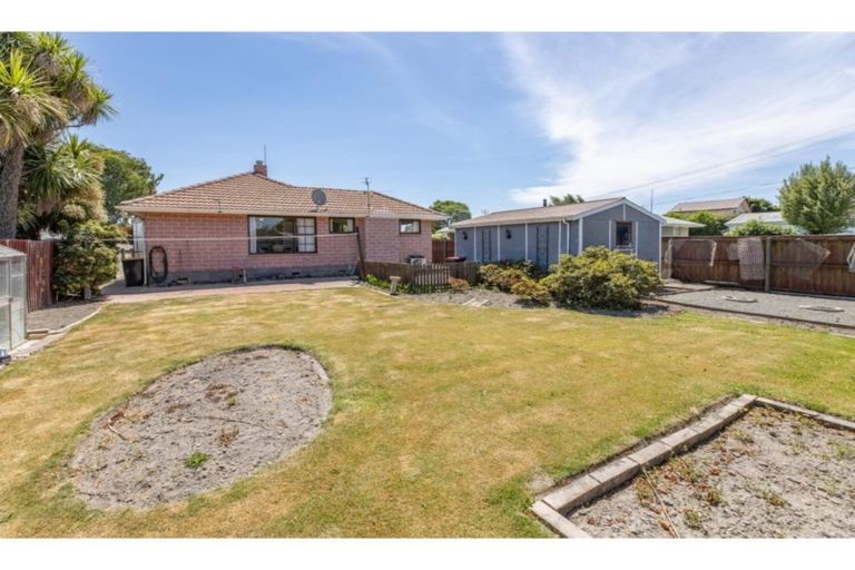 Photo of property in 4 Fenhall Street, Russley, Christchurch, 8042