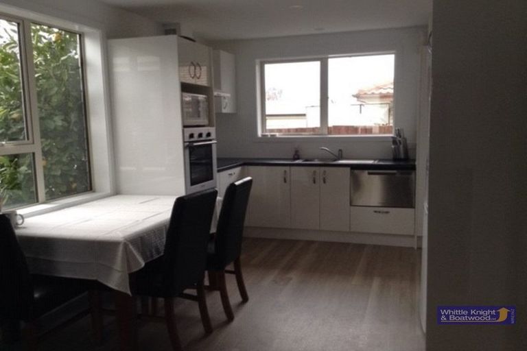 Photo of property in 2/10 Camrose Place, Ilam, Christchurch, 8041