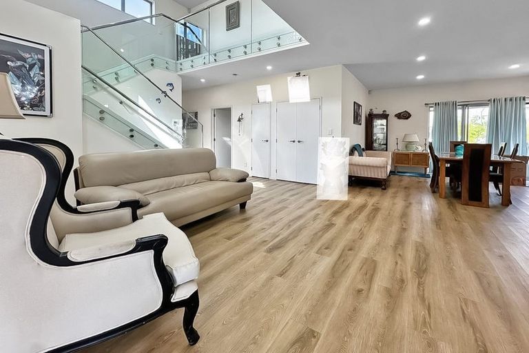 Photo of property in 52 Riverhead Point Drive, Riverhead, 0820