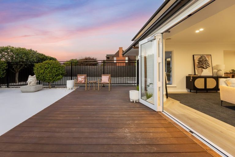 Photo of property in 12a Holmwood Road, Merivale, Christchurch, 8014