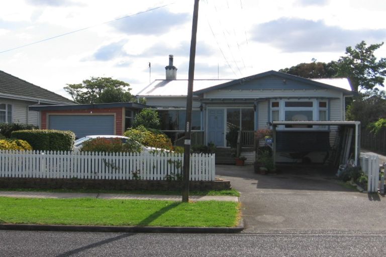 Photo of property in 2/34 Victoria Road, Papatoetoe, Auckland, 2025