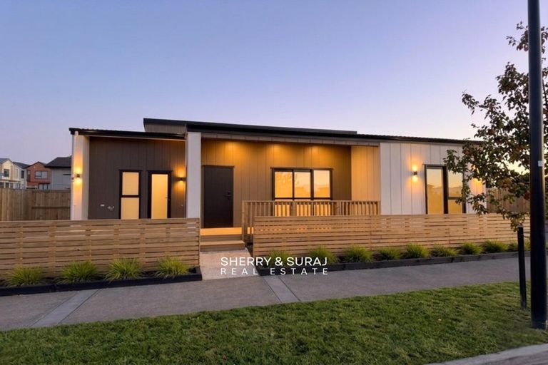 Photo of property in 24 Kiritau Road, Karaka, 2578