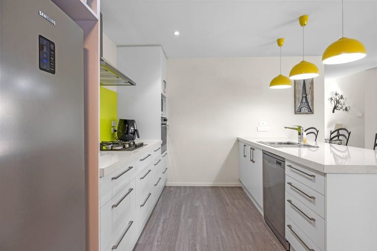 Photo of property in 61 Sinclair Street, New Brighton, Christchurch, 8083