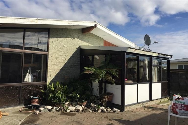 Photo of property in 2/52 Songer Street, Stoke, Nelson, 7011