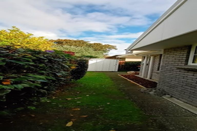 Photo of property in 111 Waterloo Crescent, Hokowhitu, Palmerston North, 4410