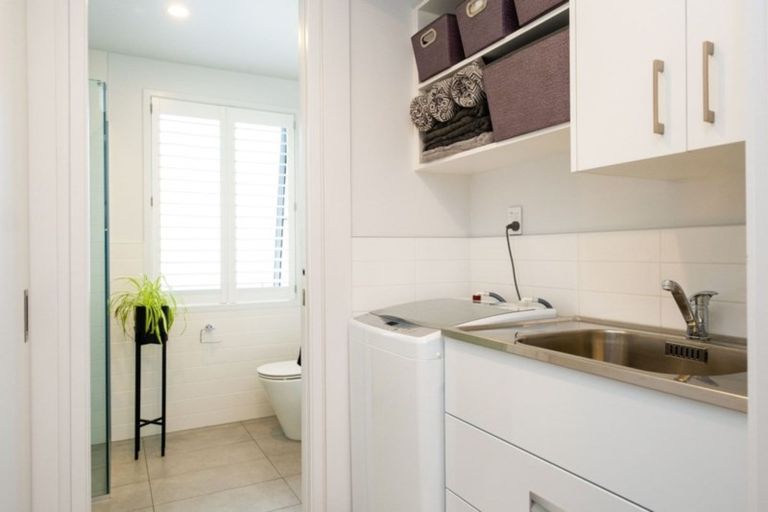 Photo of property in 11 Macaulay Street, Ahuriri, Napier, 4110