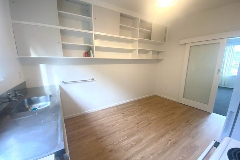 Photo of property in 1/11 Corunna Avenue, Newtown, Wellington, 6021