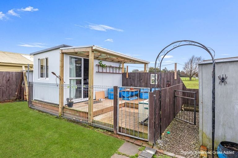 Photo of property in 30 Victor Street, Dannevirke, 4930