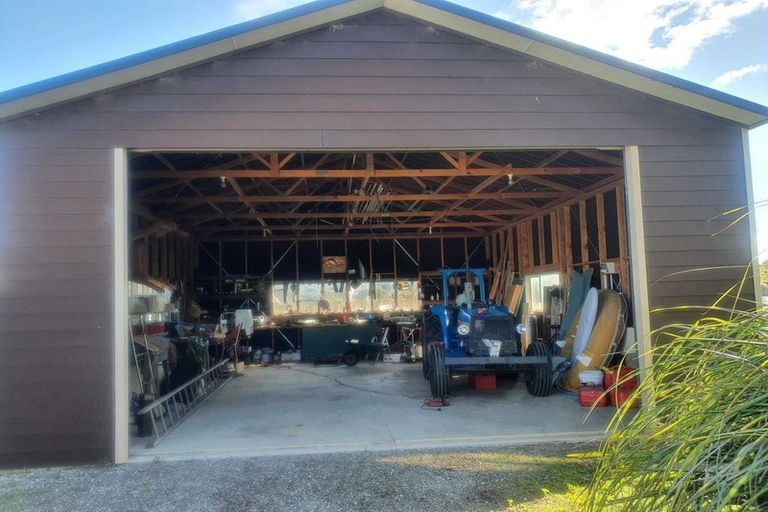 Photo of property in 301 Big Bay Road, Manukau Heads, Awhitu, 2684