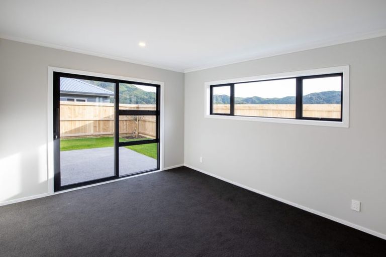 Photo of property in 48 Te Ara O Roimata, Wainuiomata, Lower Hutt, 5014