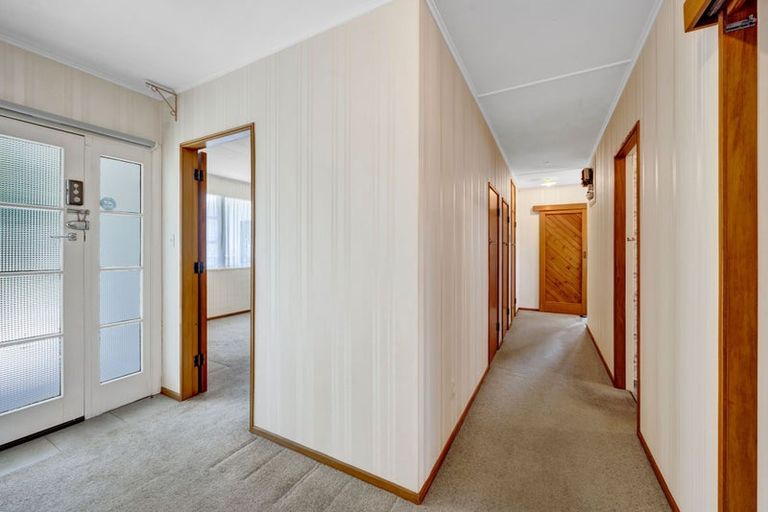 Photo of property in 5 Wera Street, Hawera, 4610