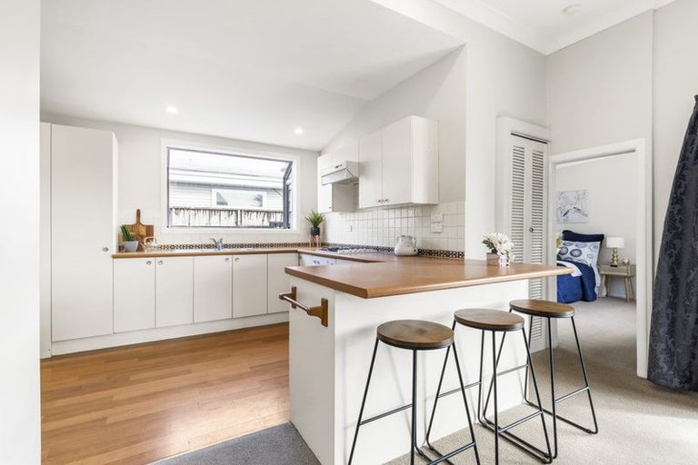 Photo of property in 15 Sillary Street, Hamilton East, Hamilton, 3216