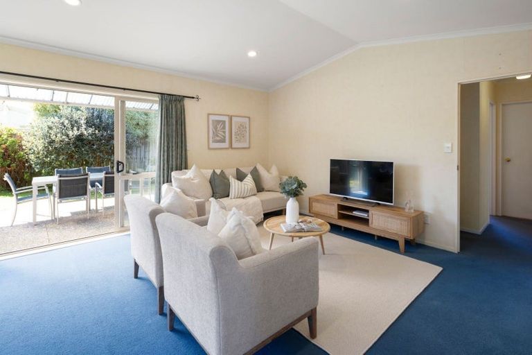 Photo of property in 26 Northmeadow Drive, Rototuna, Hamilton, 3210