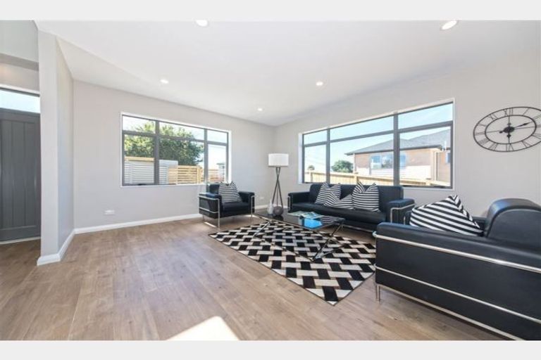 Photo of property in 218 Metcalfe Road, Ranui, Auckland, 0612