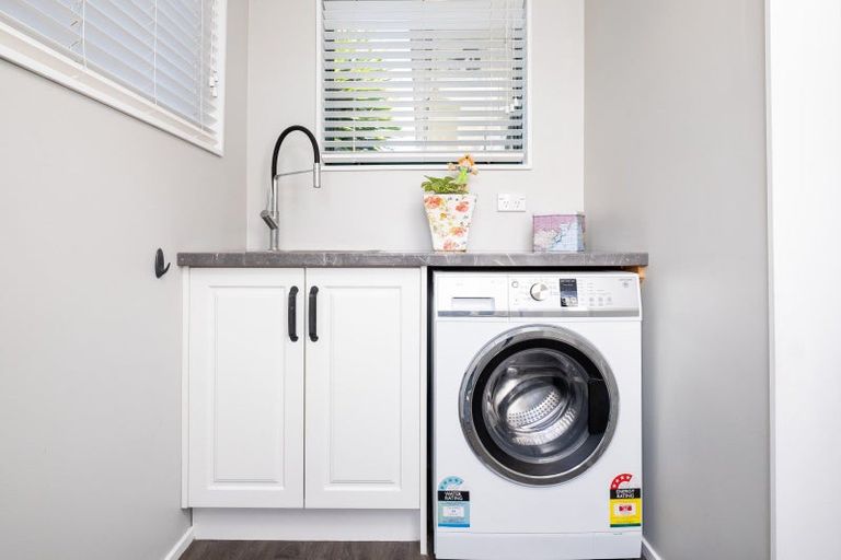 Photo of property in 804a Lyell Street, Akina, Hastings, 4122