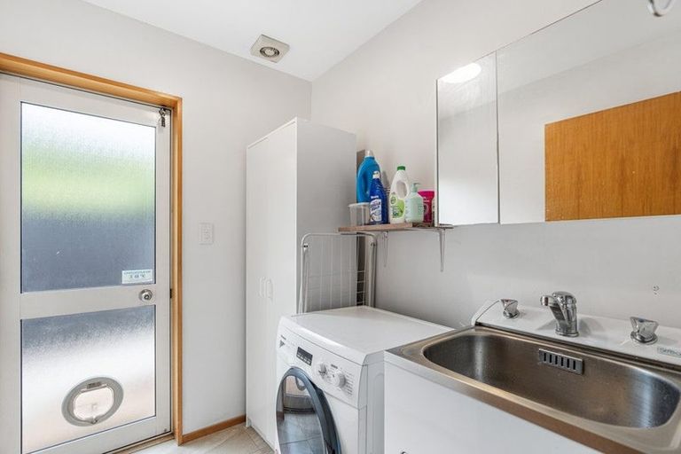 Photo of property in 2/9 Cherry Place, Casebrook, Christchurch, 8051