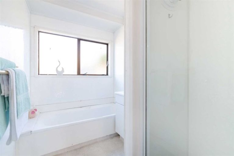 Photo of property in 1/71 Anich Road, Massey, Auckland, 0614