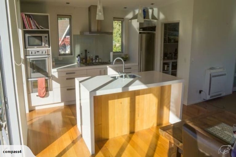 Photo of property in 17 Poplar Drive, Kelvin Heights, Queenstown, 9300