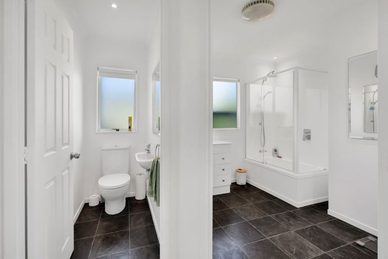 Photo of property in 45 Glamis Avenue, Bell Block, New Plymouth, 4312