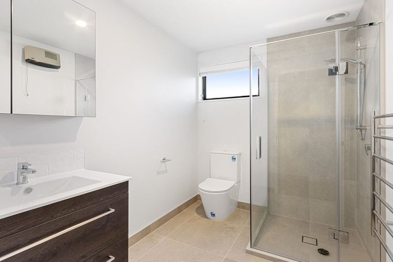 Photo of property in 4/5 Reading Street, Upper Riccarton, Christchurch, 8041