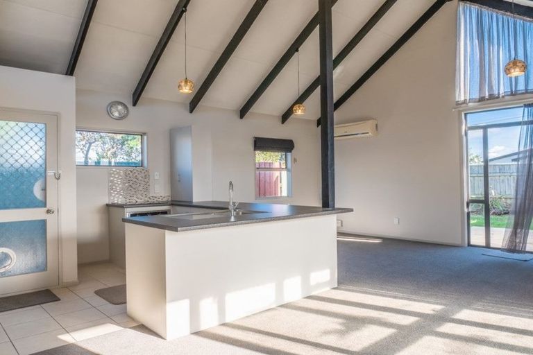 Photo of property in 180a Cornfoot Street, Castlecliff, Whanganui, 4501