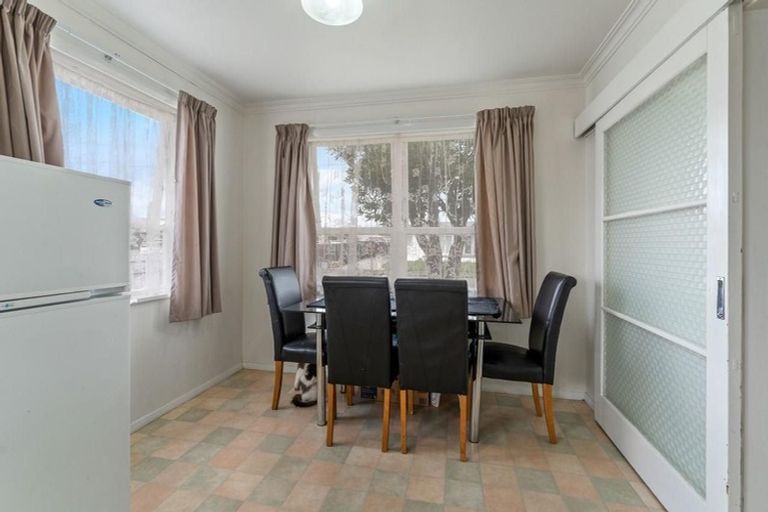 Photo of property in 21 Cornwall Street, Levin, 5510