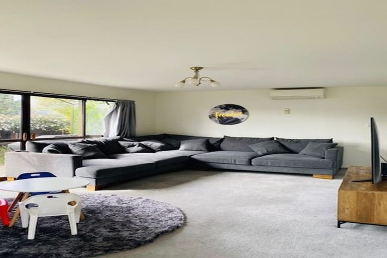 Photo of property in 2b Barclay Place, Burwood, Christchurch, 8061