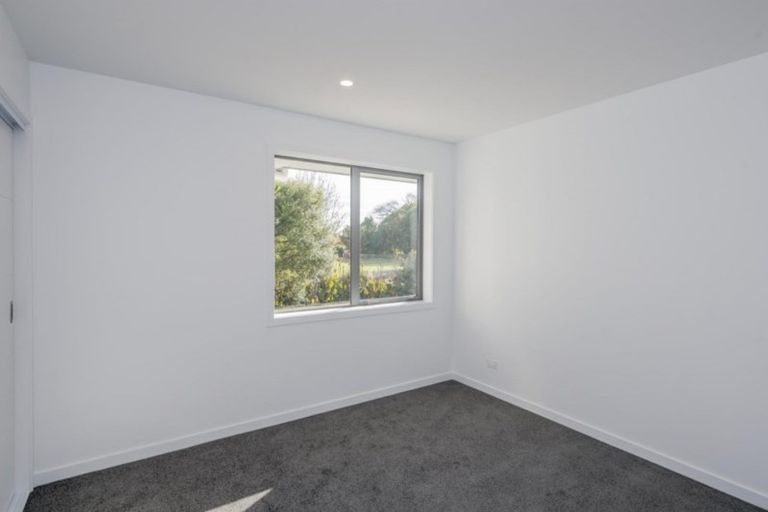 Photo of property in 25 Barry Curtis Place, Levin, 5510