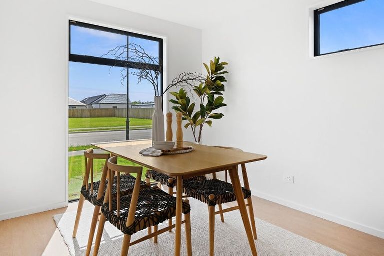 Photo of property in 11 Cartvale Drive, Marshland, Christchurch, 8051